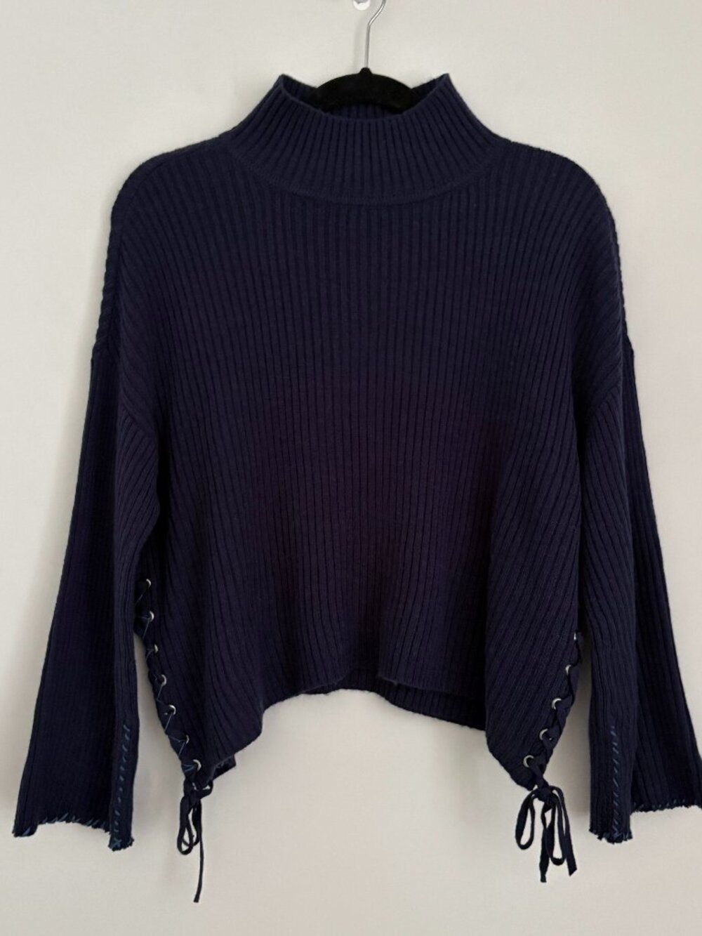 Bebe Lace-Up Side Ribbed Mock Neck Sweater Navy Cozycore Casual Streetwear L